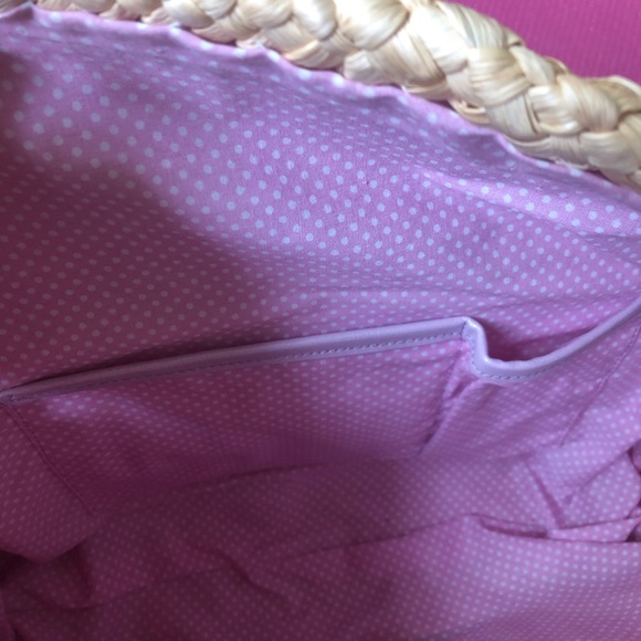 🎉HP🎉 💜💜💜 Woven Rattan Latch Satchel 💜💜💜 - Picture 9 of 13
